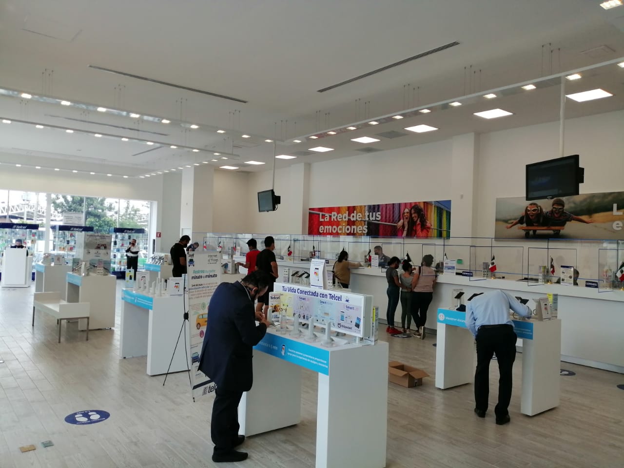 Construcción de tienda Telcel - Ingeniería Tronix